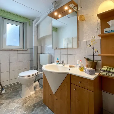 Grete Suhl-goldlauter Apartman *